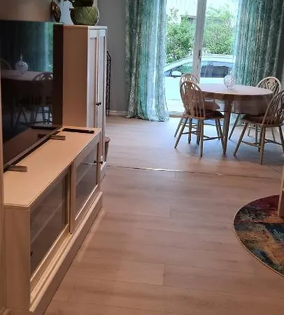 Lägenhet Nyoppusset Leilighet 3 Minutters Kjoring Fra Stranden *