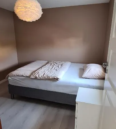 公寓 Nyoppusset Leilighet 3 Minutters Kjoring Fra Stranden *